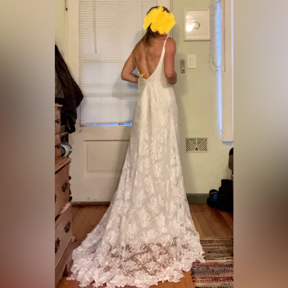 Romantic wedding dress